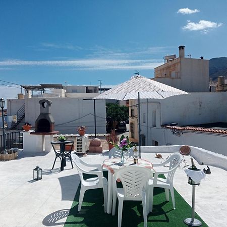 Villa Charming House In Illar With Mountain View And Balcony Esterno foto