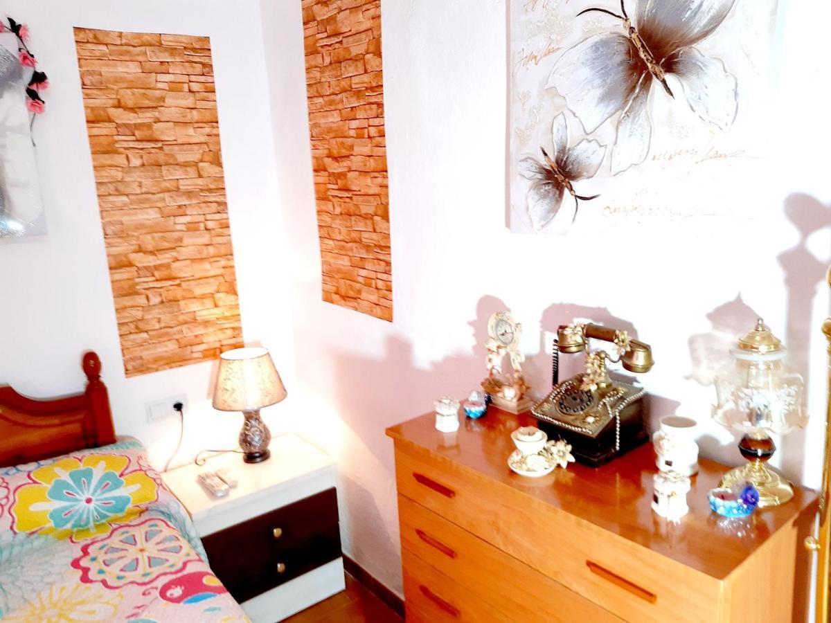 Villa Charming House In Illar With Mountain View And Balcony Esterno foto