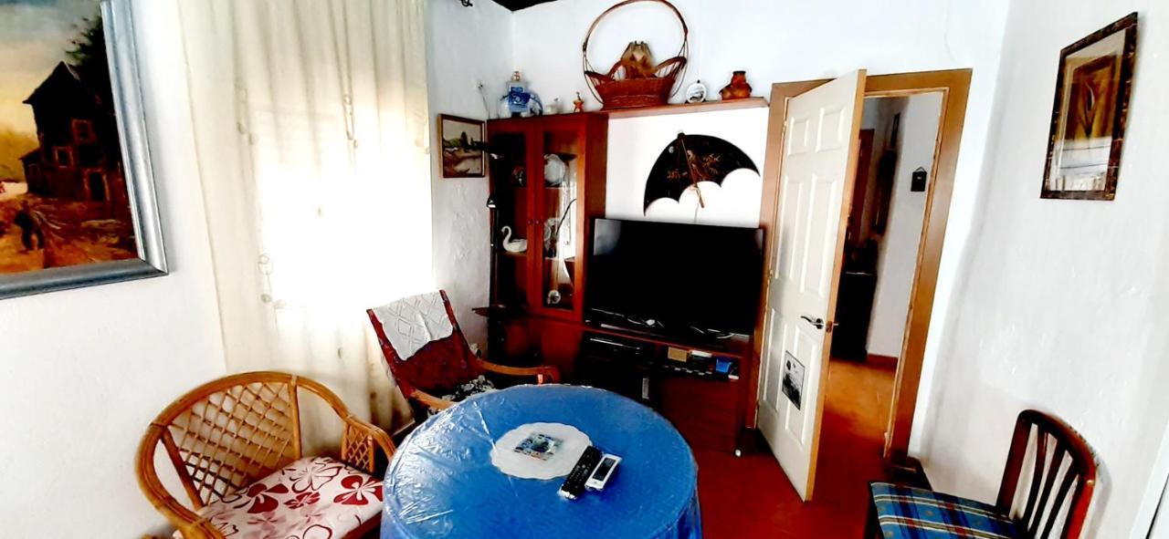 Villa Charming House In Illar With Mountain View And Balcony Esterno foto