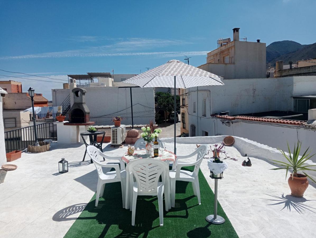 Villa Charming House In Illar With Mountain View And Balcony Esterno foto