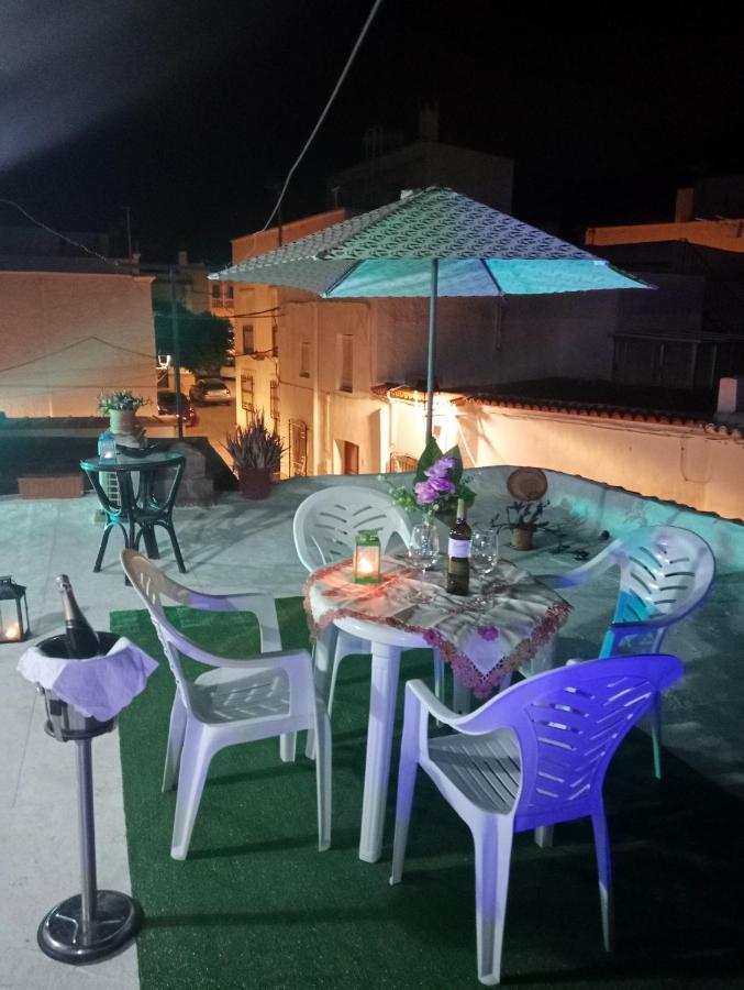 Villa Charming House In Illar With Mountain View And Balcony Esterno foto