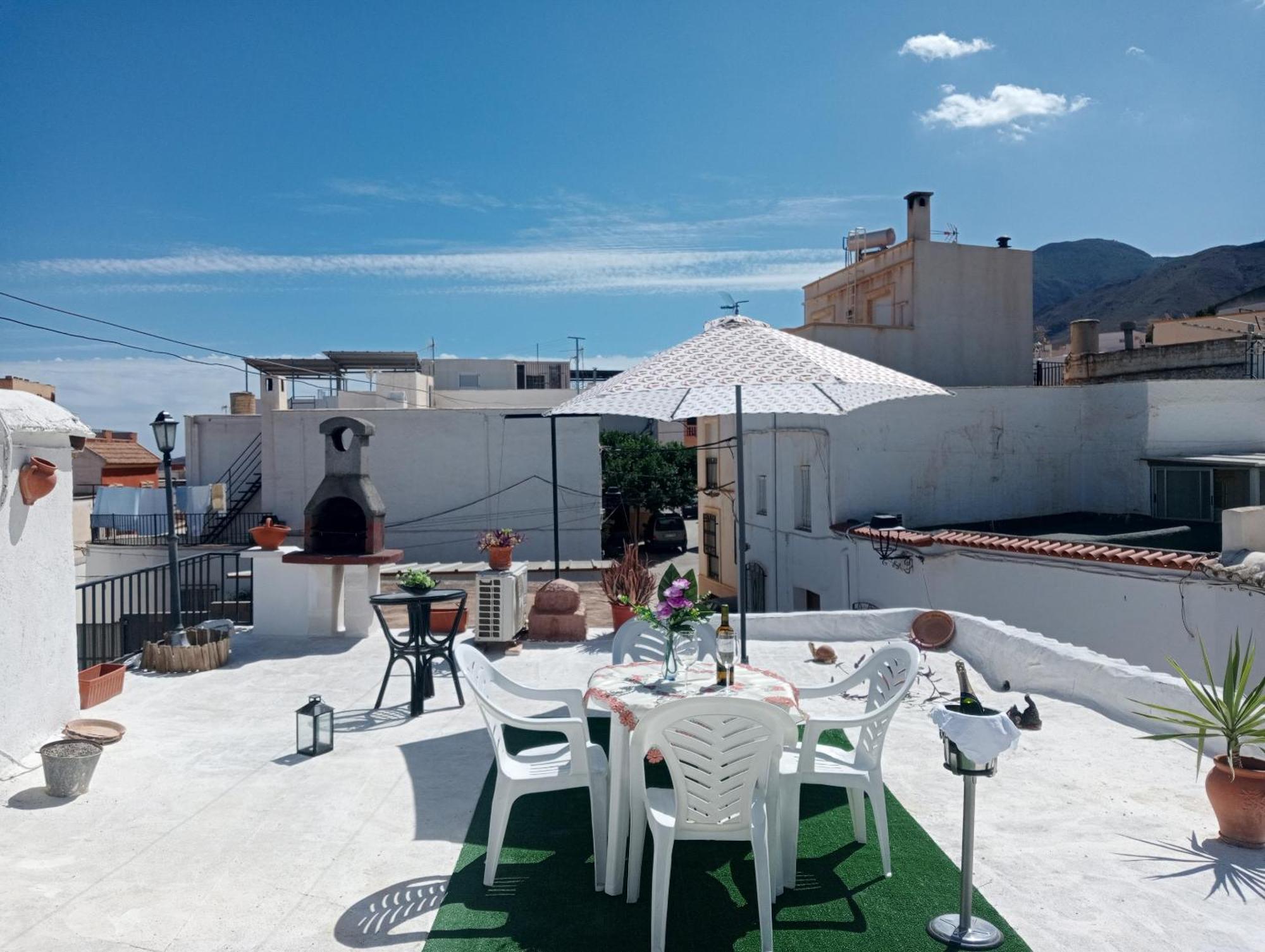Villa Charming House In Illar With Mountain View And Balcony Esterno foto